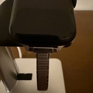 NEW Expandable Apple Watchband - Stainless Steel / 9mm Wide